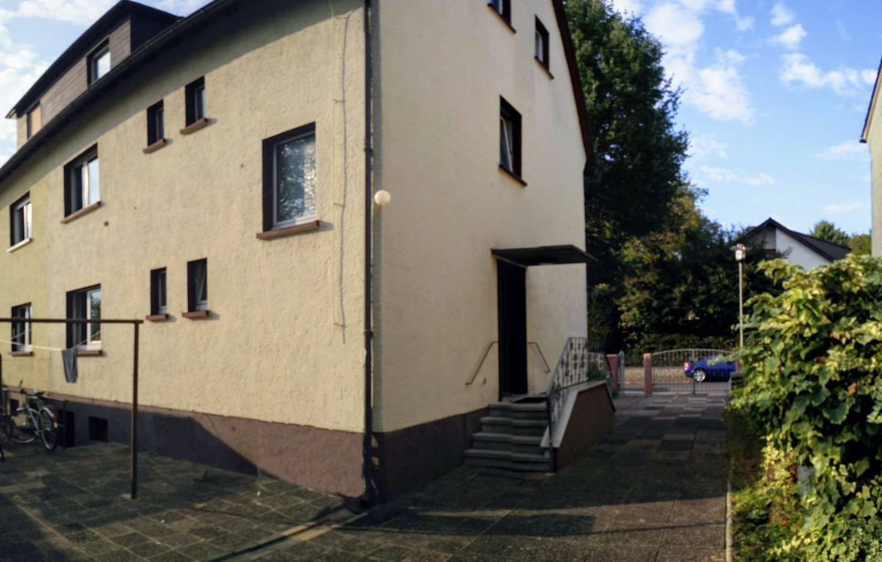 Grosszuegiges Apartment Nahe Frankfurt Rote Warte Buitenkant foto